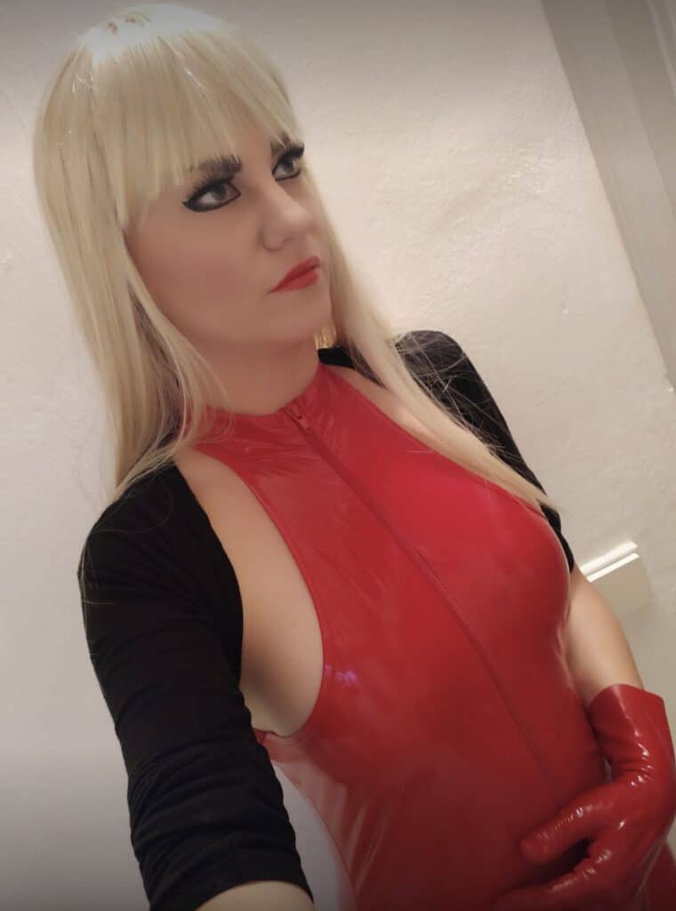 branlette-gants-latex-rouge