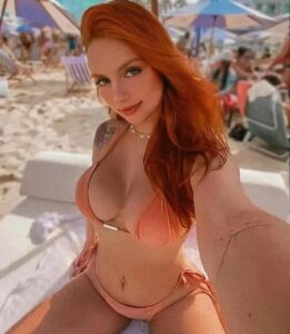 BrendaMarques, créatrice rousse au style amateur et naturel